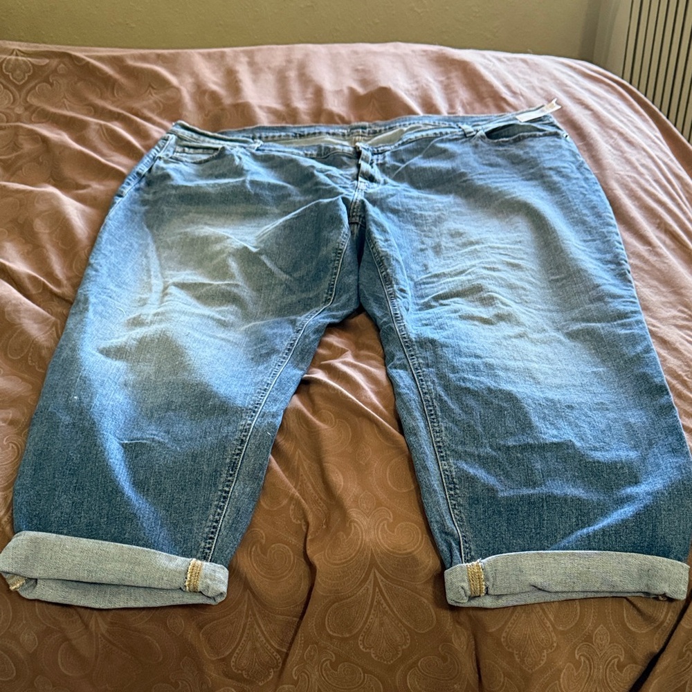 Old Navy Women's Boyfriend Jeans Size 24
